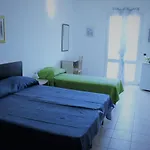 Aparthotel Catona House