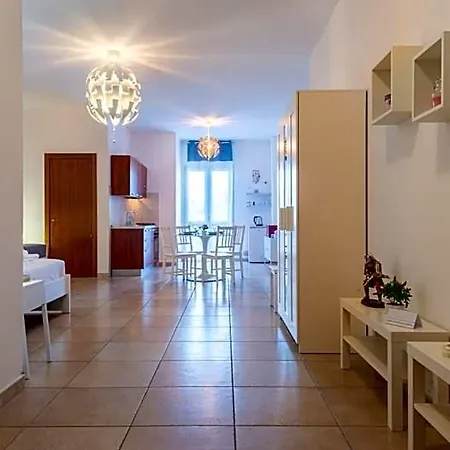 Catona House Aparthotel