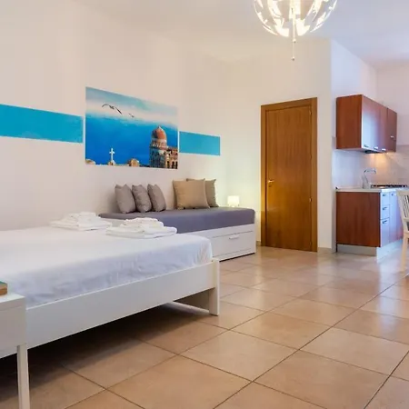 Catona House Apartahotel 3*
