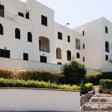 Catona House Apartahotel