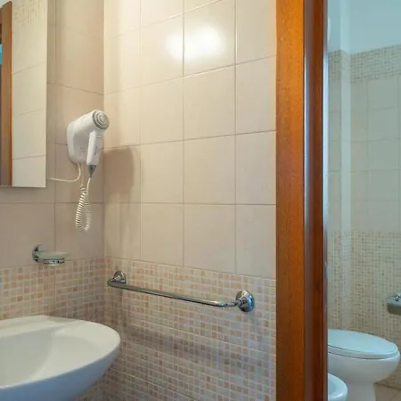 Catona House Apartahotel 3*