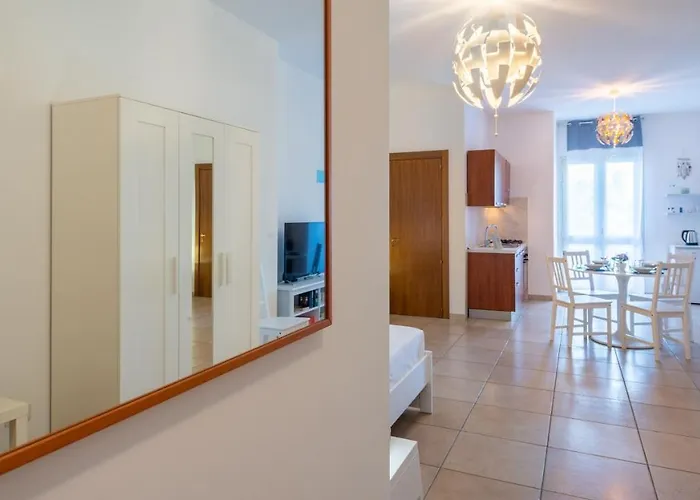 Catona House Aparthotel 3*